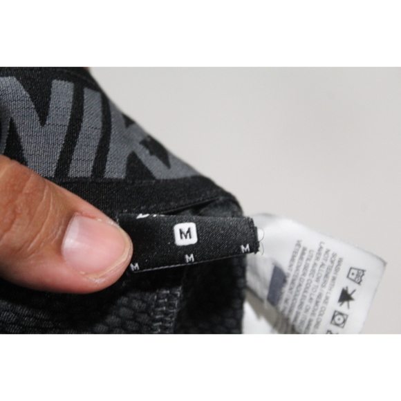 Nike Men Gray Active Shorts Dri Fit Running Size Meduim - Picture 2 of 7